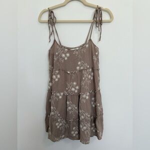 Juniors' Speechless Floral Sleeveless Shift Mini Dress